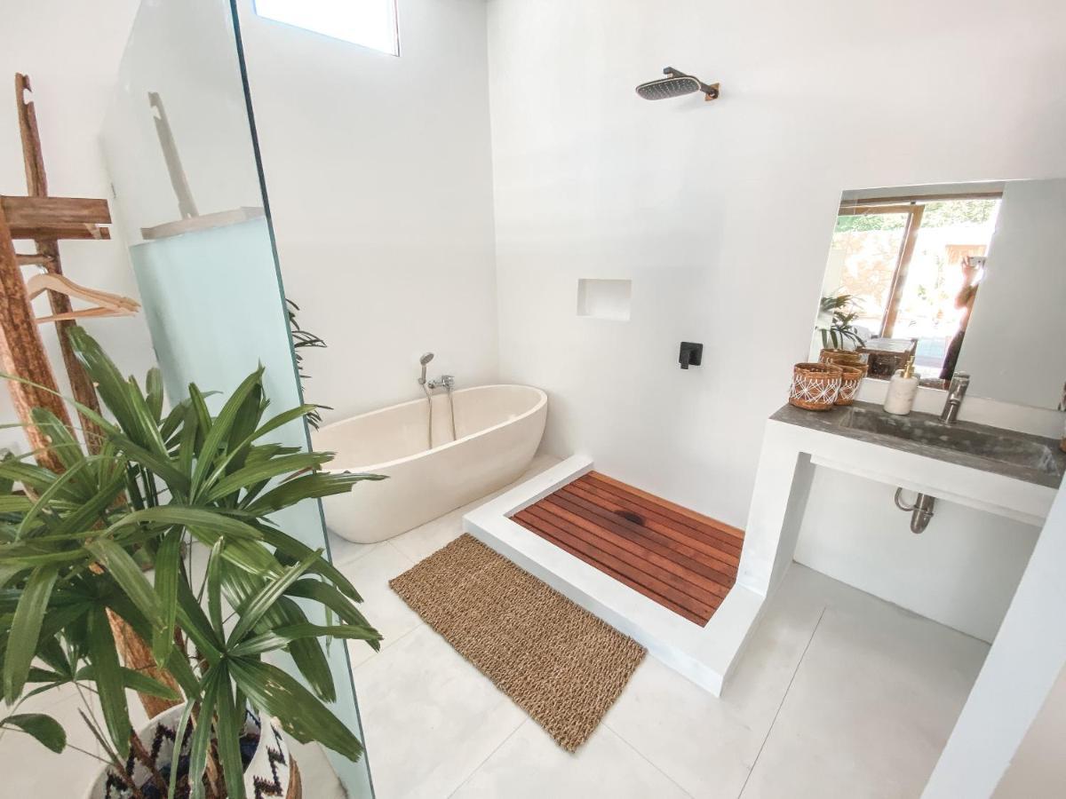 Villa Uma & Amu - Modern Design Kuta  Экстерьер фото