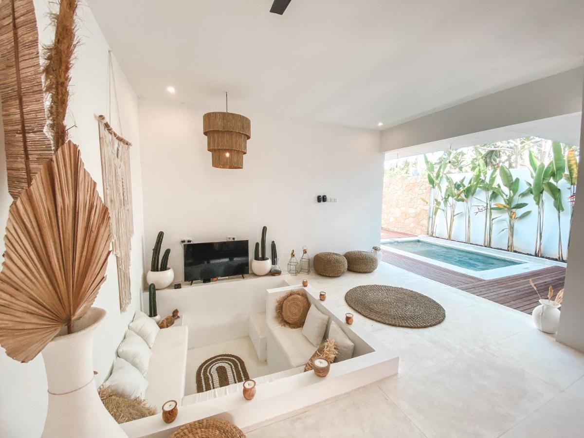Villa Uma & Amu - Modern Design Kuta  Экстерьер фото