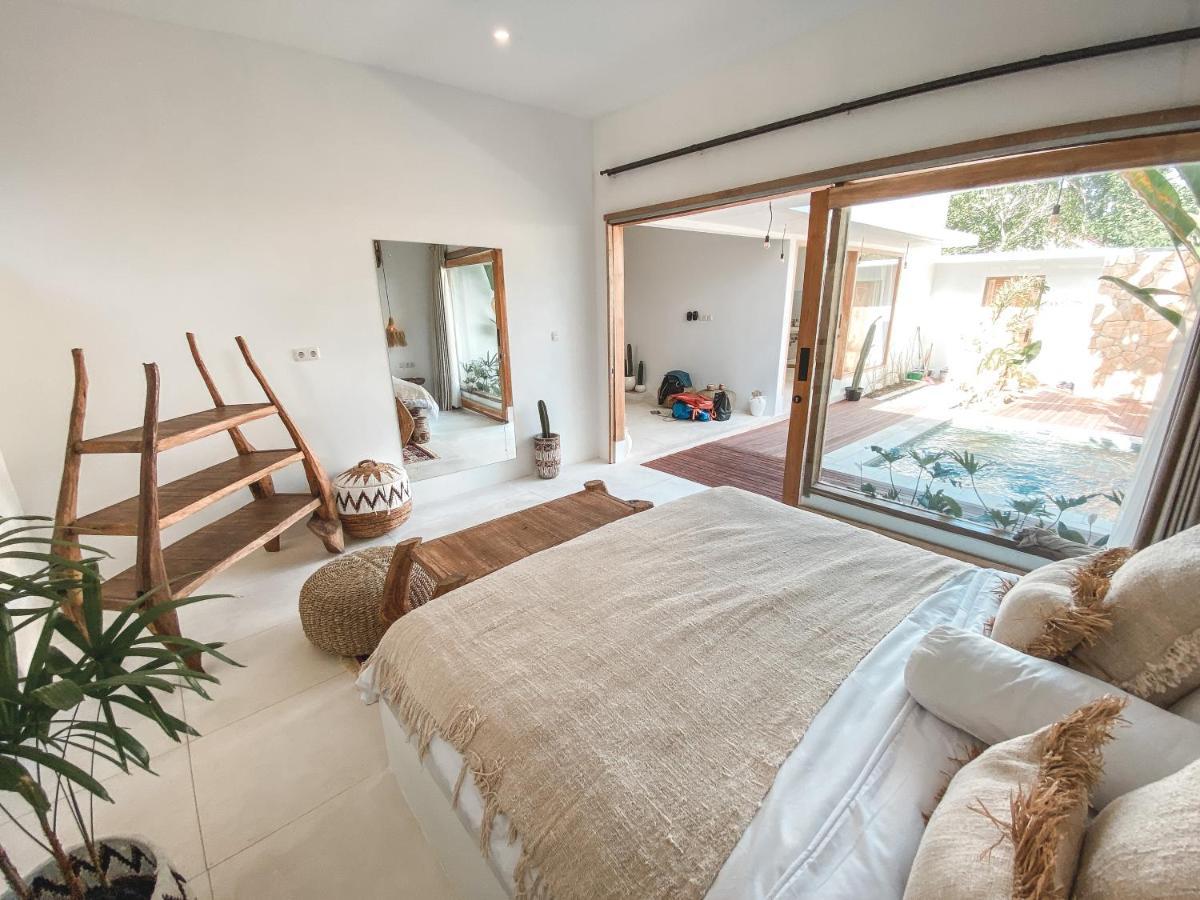 Villa Uma & Amu - Modern Design Kuta  Экстерьер фото