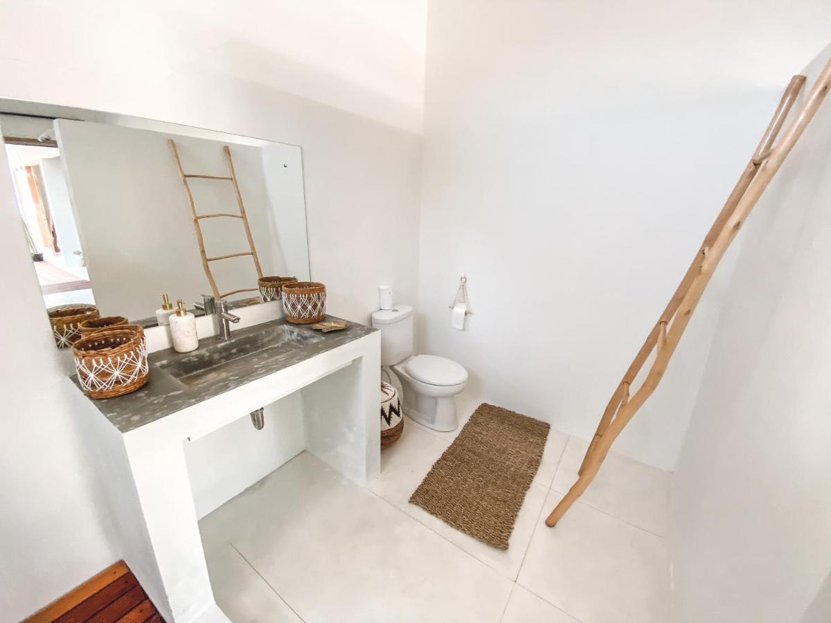 Villa Uma & Amu - Modern Design Kuta  Экстерьер фото