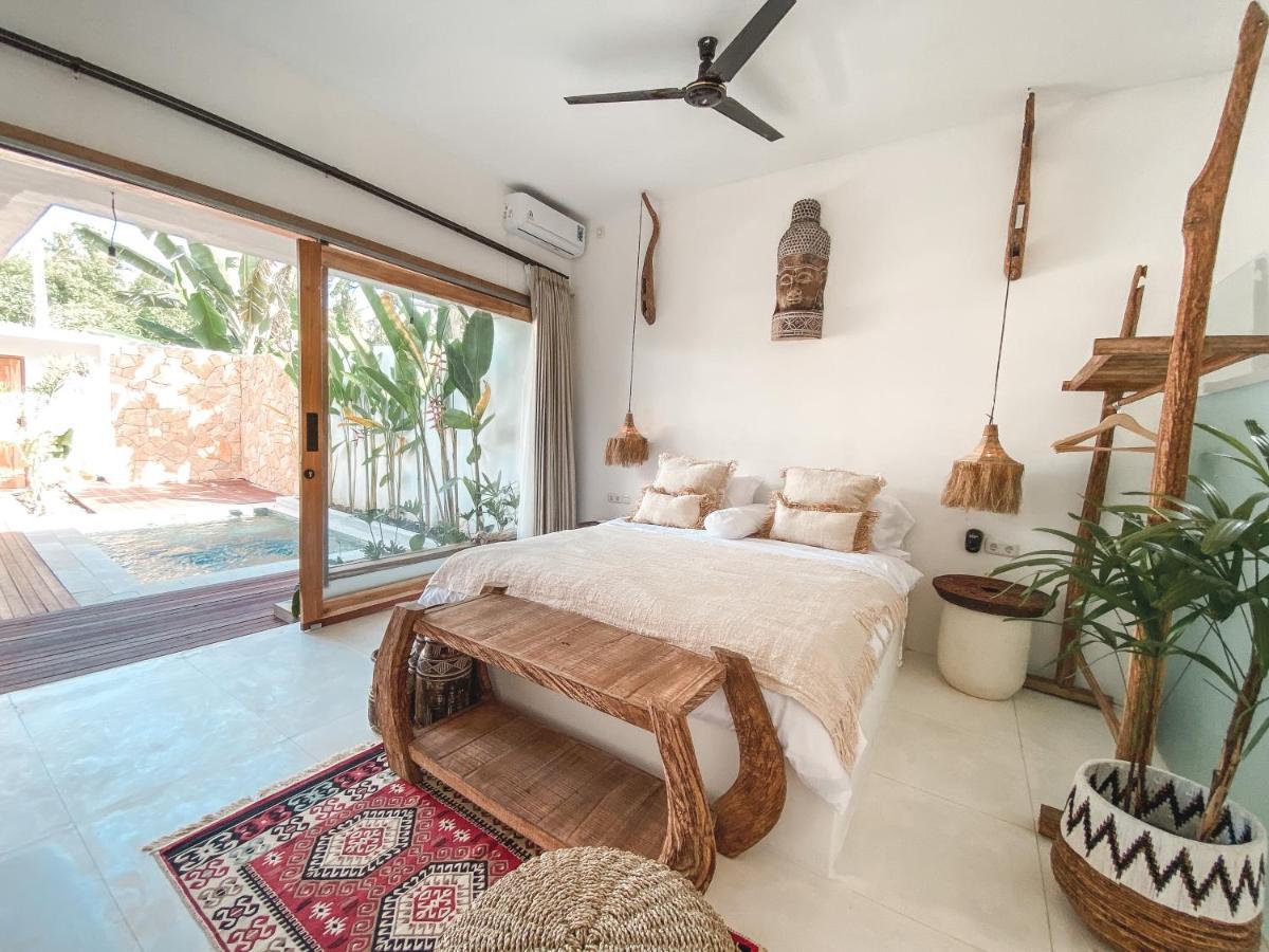 Villa Uma & Amu - Modern Design Kuta  Экстерьер фото