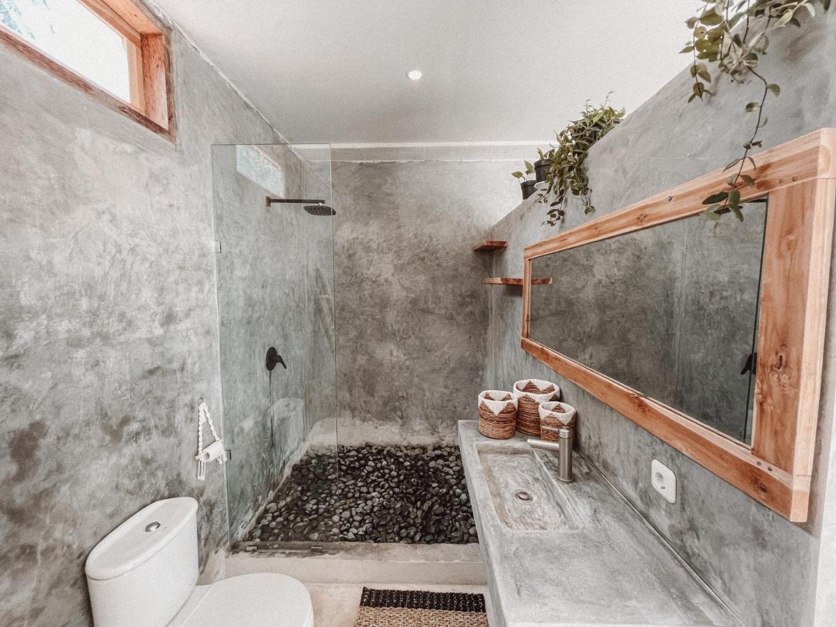 Villa Uma & Amu - Modern Design Kuta  Экстерьер фото