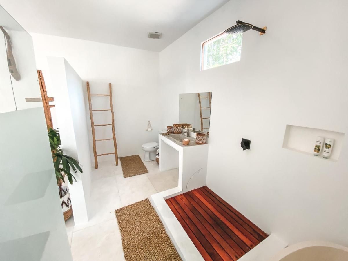 Villa Uma & Amu - Modern Design Kuta  Экстерьер фото